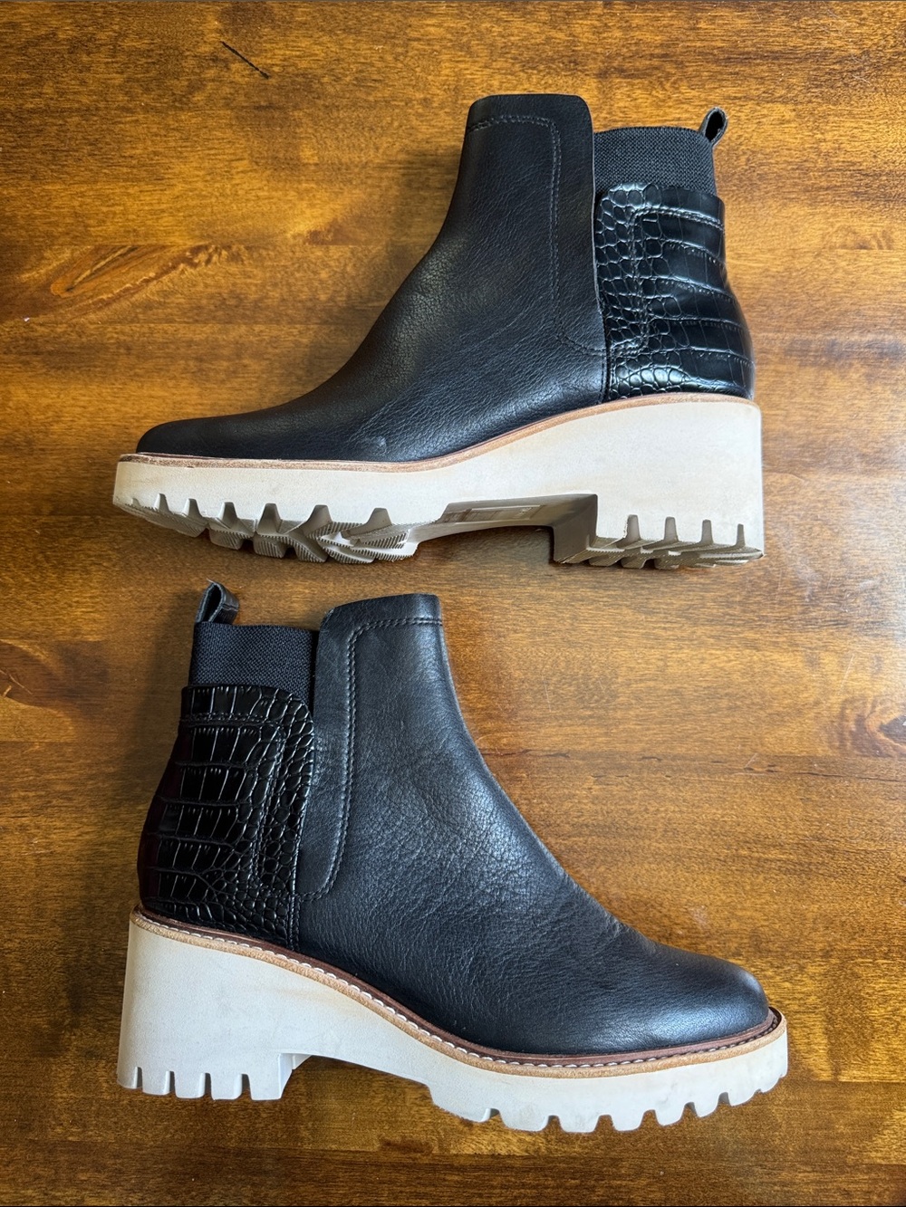 Dolce Vita Huey H2O Waterproof Ankle Boots - Picture 1 of 10